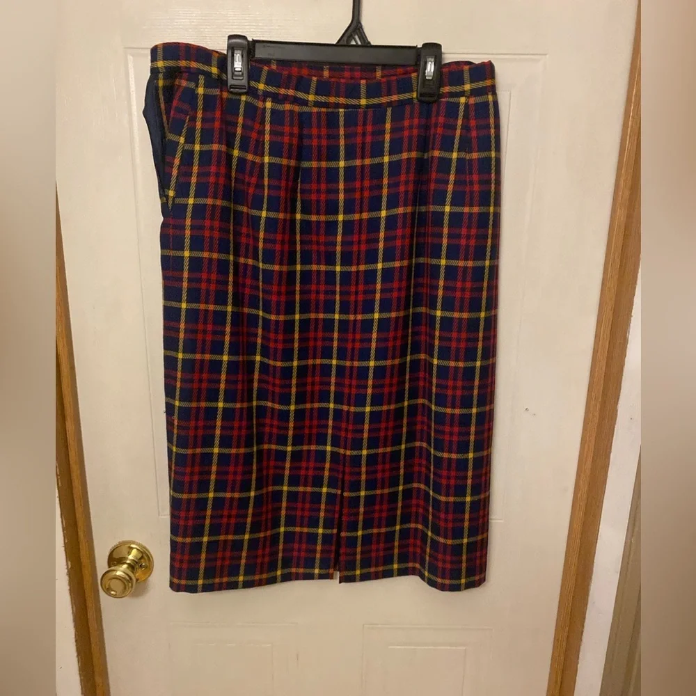 VTG Pendleton A-Line Pencil Skirt in Red Yellow and Blue Tartan Plaid 12